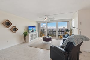 Island Way 509-S1009-005.jpg