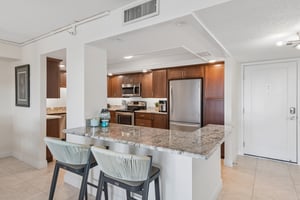 Island Way 509-S1009-016.jpg
