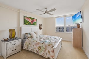 Island Way 509-S1009-022.jpg