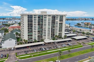 Island Way 509-S1009-031.jpg
