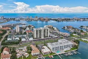 Island Way 509-S1009-032.jpg