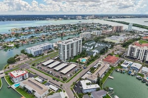 Island Way 509-S1009-037.jpg