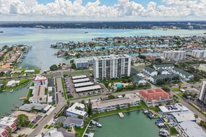 Island Way 509-S1009-038.jpg