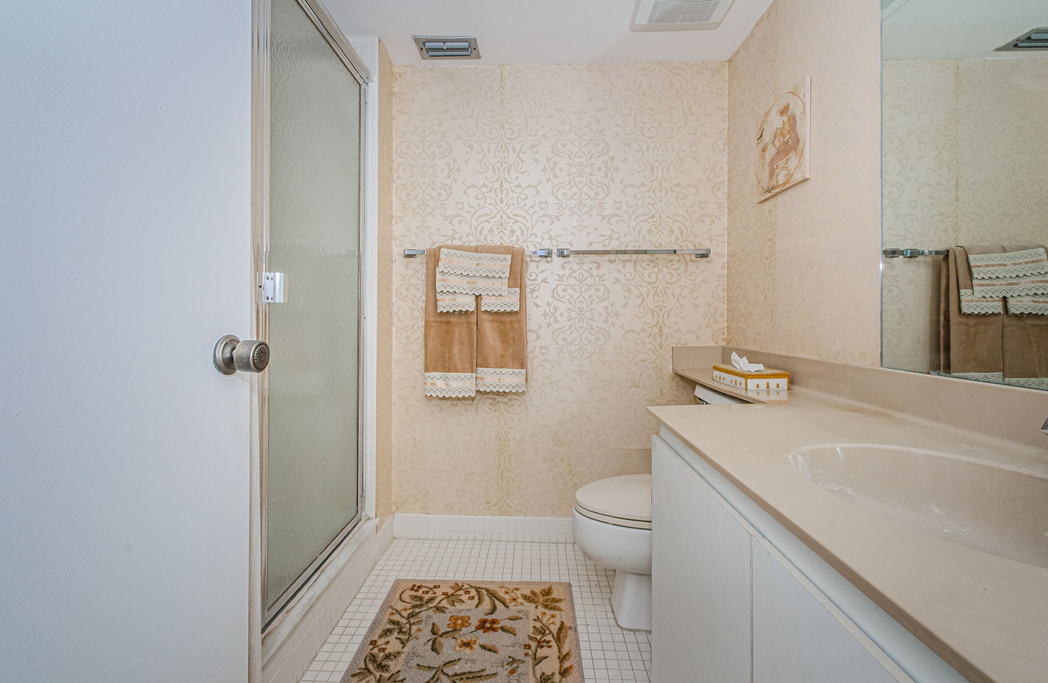 Bathroom 1B