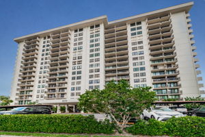 17-Front Exterior