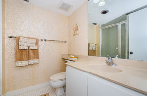 Bathroom 1A