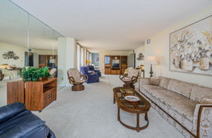 Family Room 1E