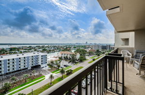 Balcony 2C