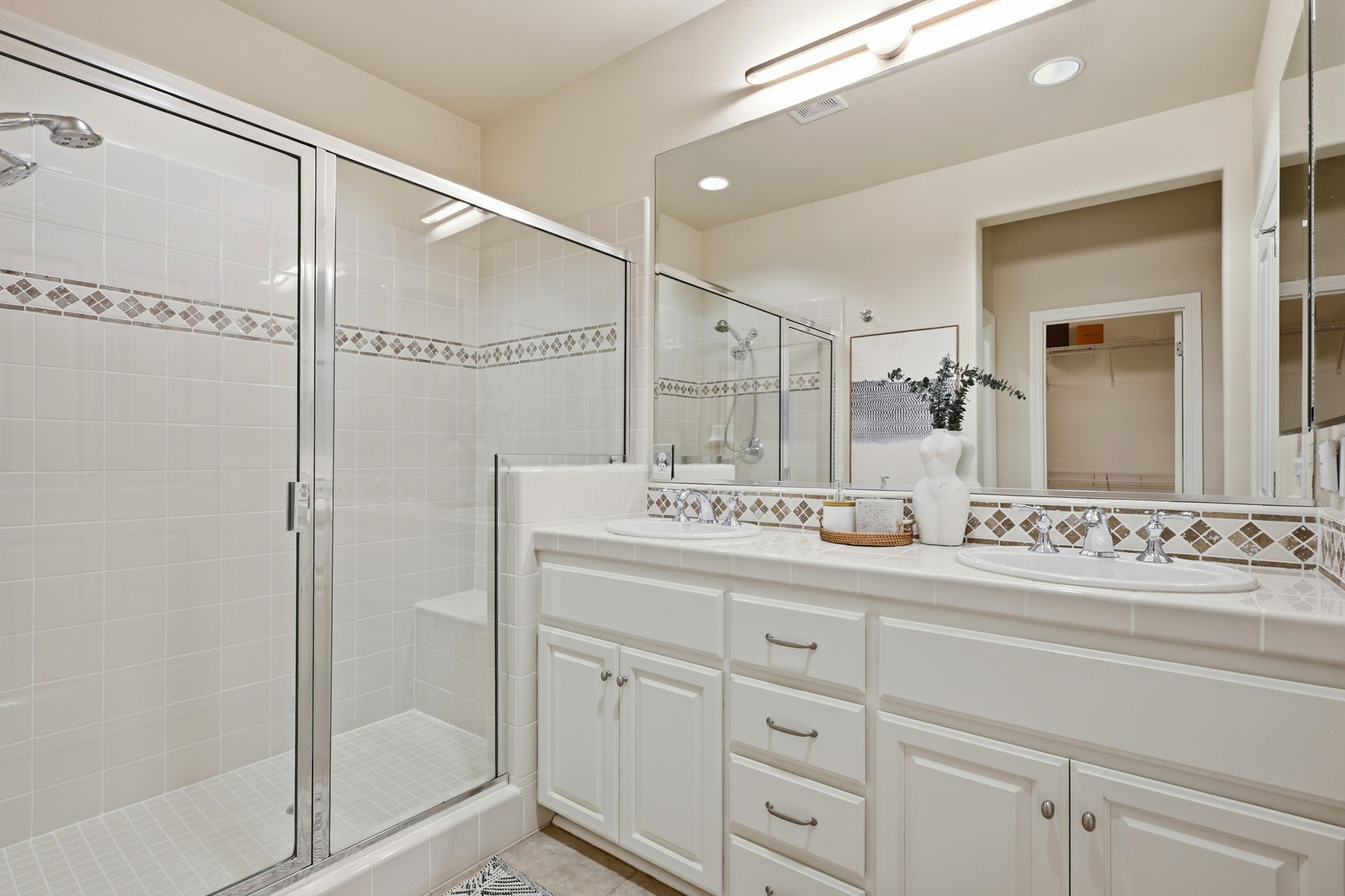 024_F8_400 Live Oak Way apt 401