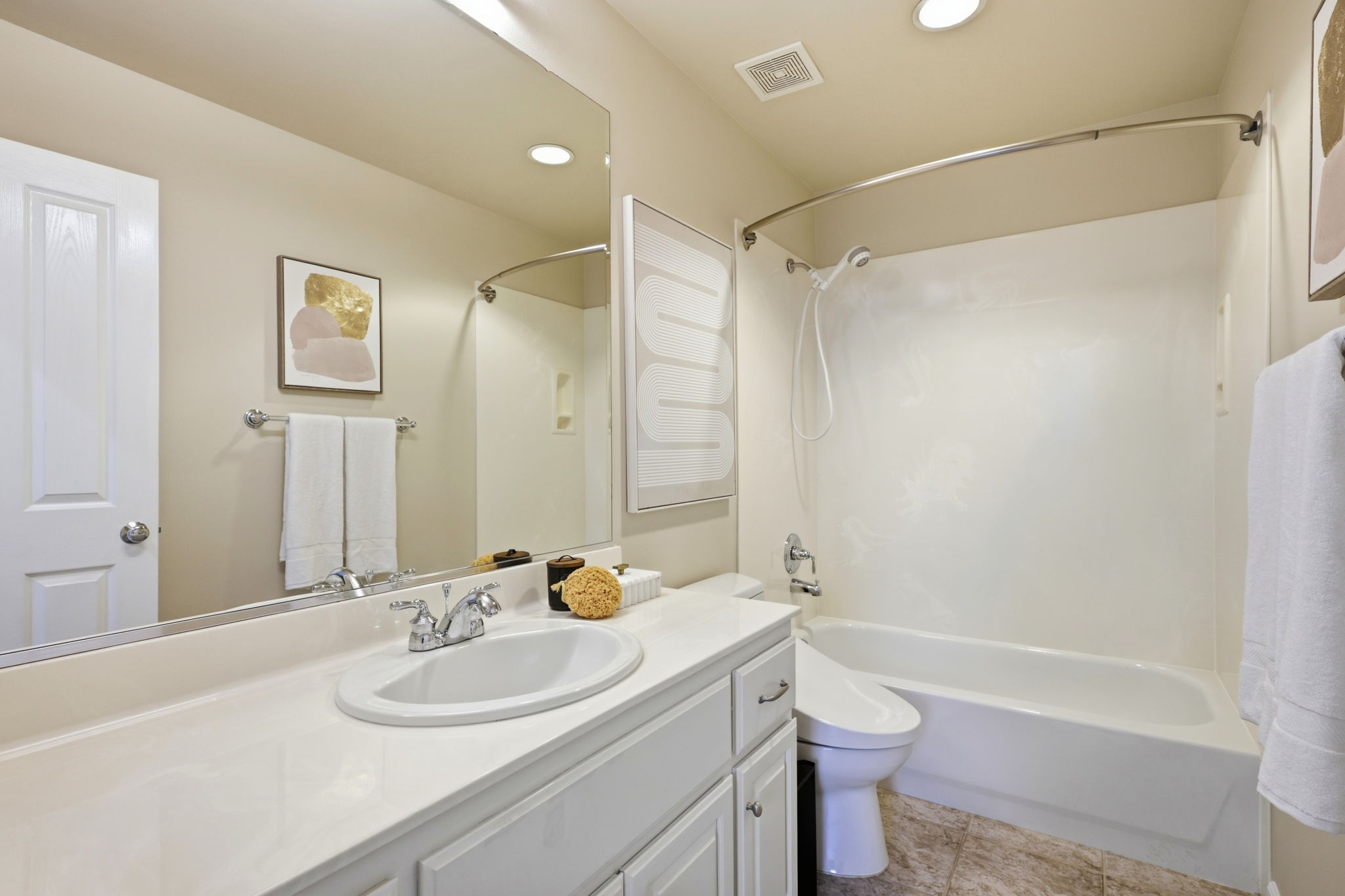025_F8_400 Live Oak Way apt 401