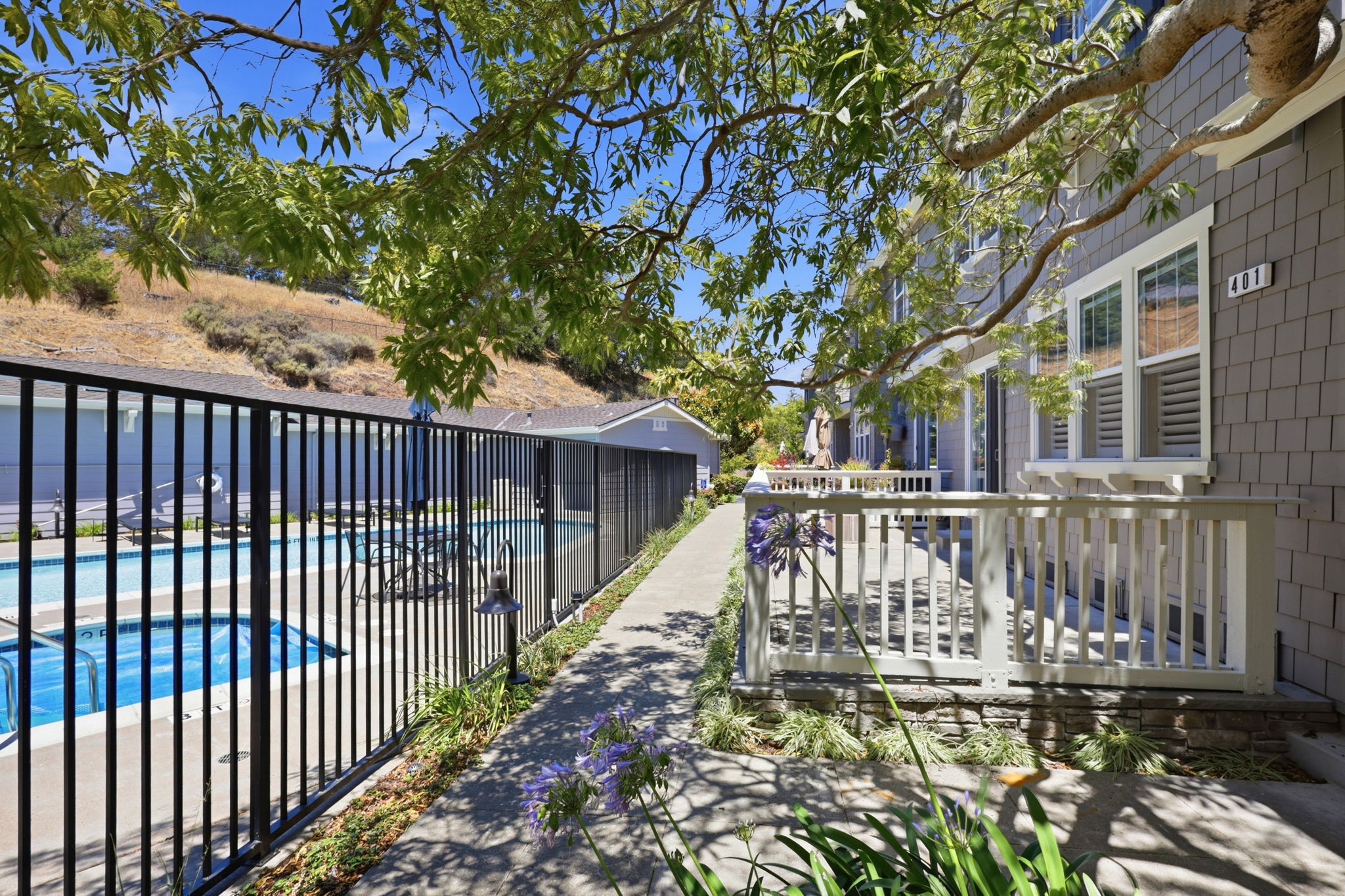 037_F8_400 Live Oak Way apt 401