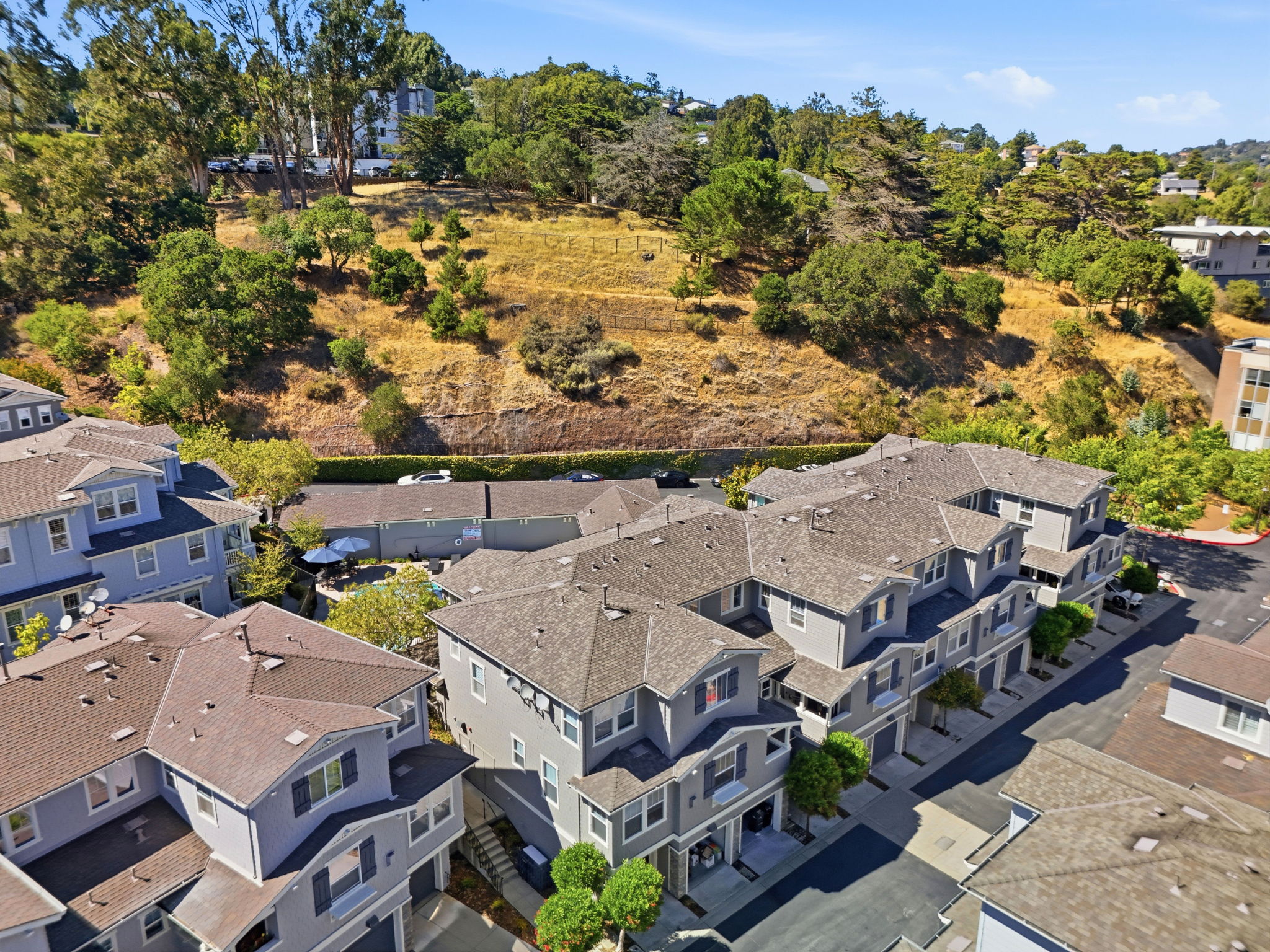 003_F8_AERIAL_400 Live Oak Way apt 401