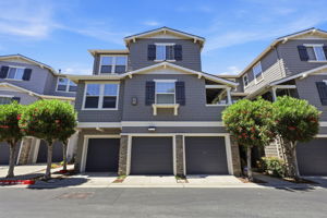 001_F8_400 Live Oak Way apt 401