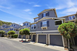 002_F8_400 Live Oak Way apt 401