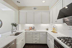 010_F8_400 Live Oak Way apt 401