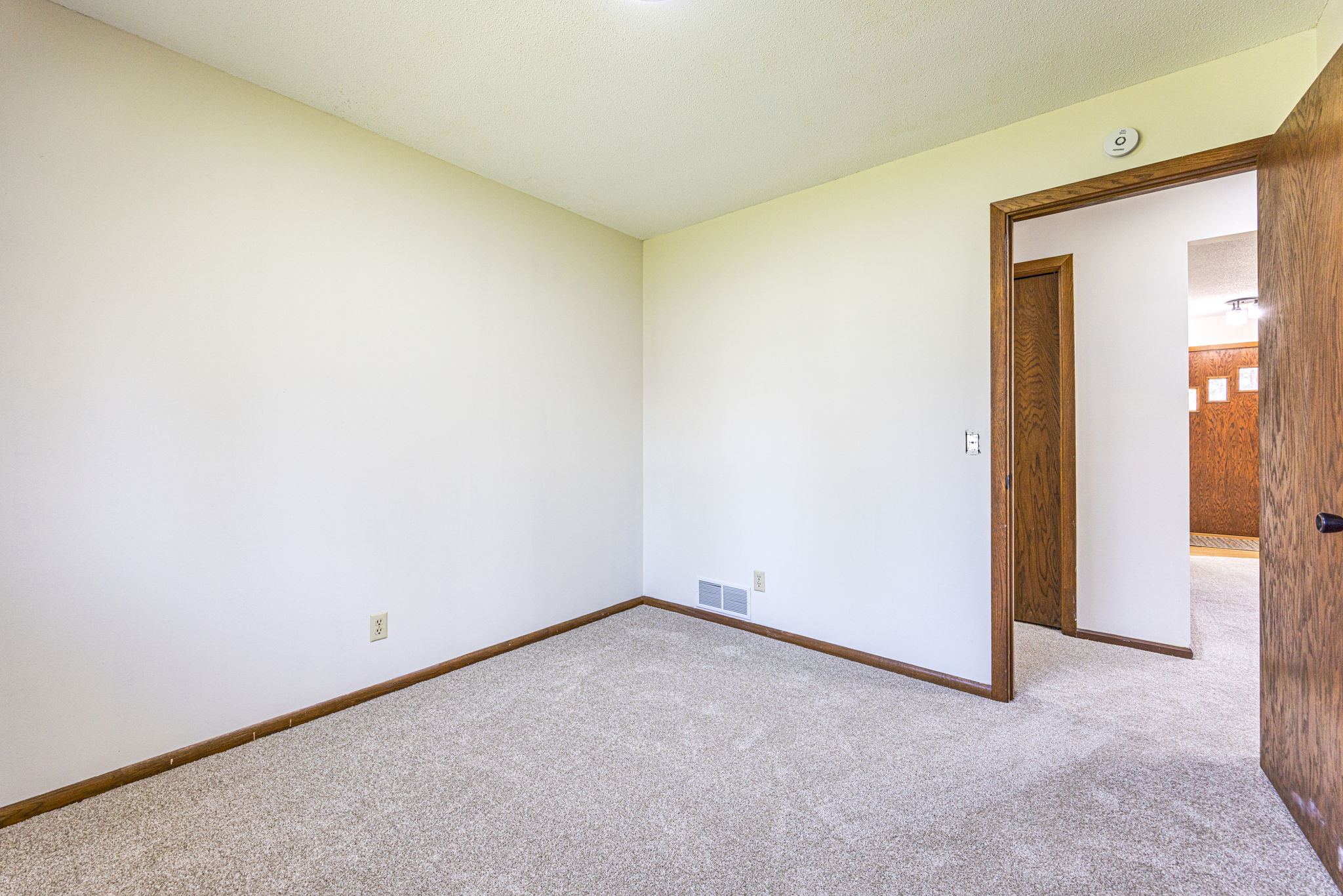 17_Interior