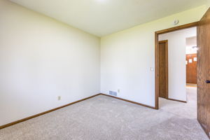 17_Interior