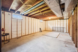 27_Interior