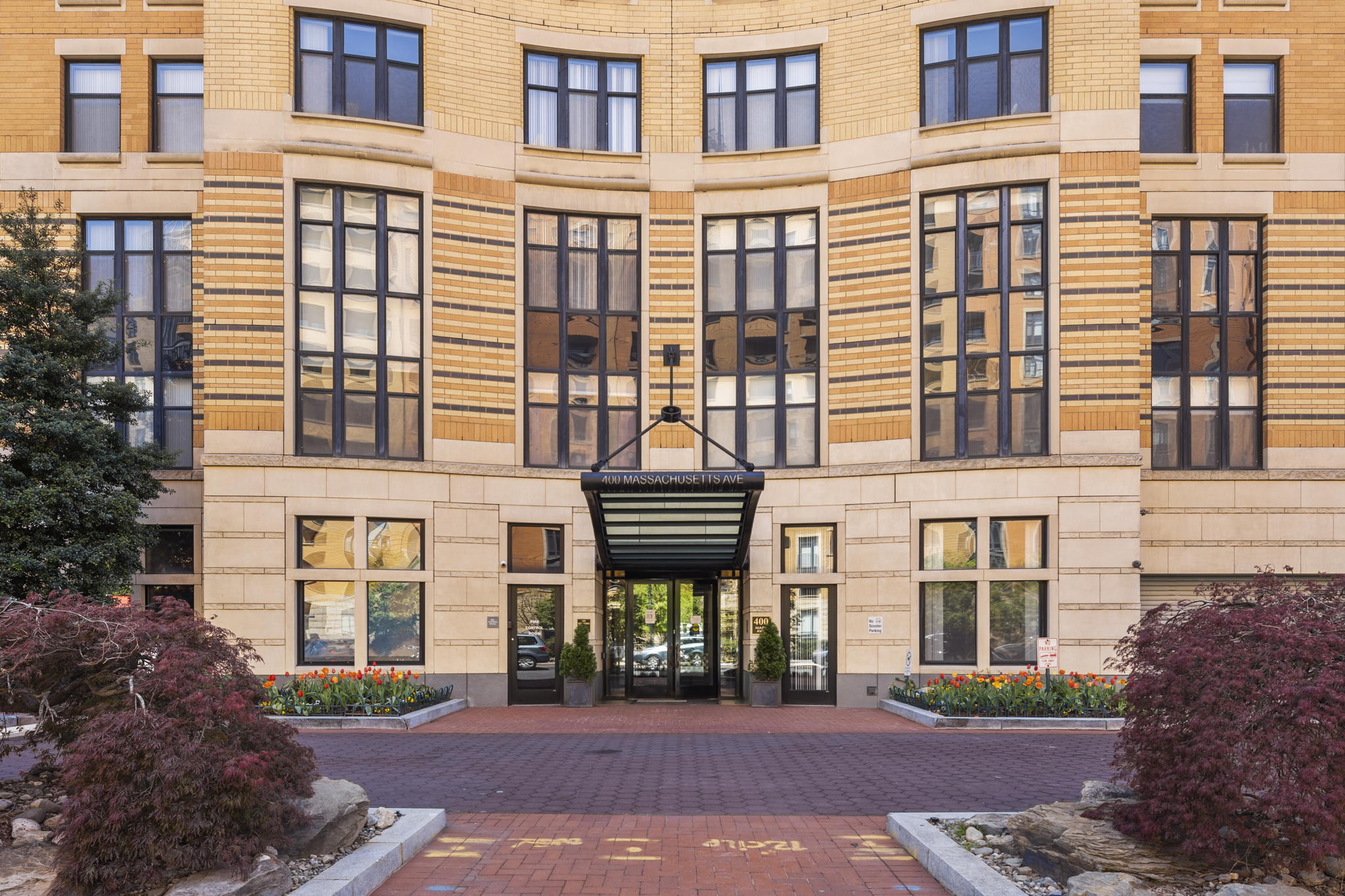 400 Massachusetts Avenue NW, 400 Massachusetts Ave NW, Washington, DC 20001, USA Photo 3