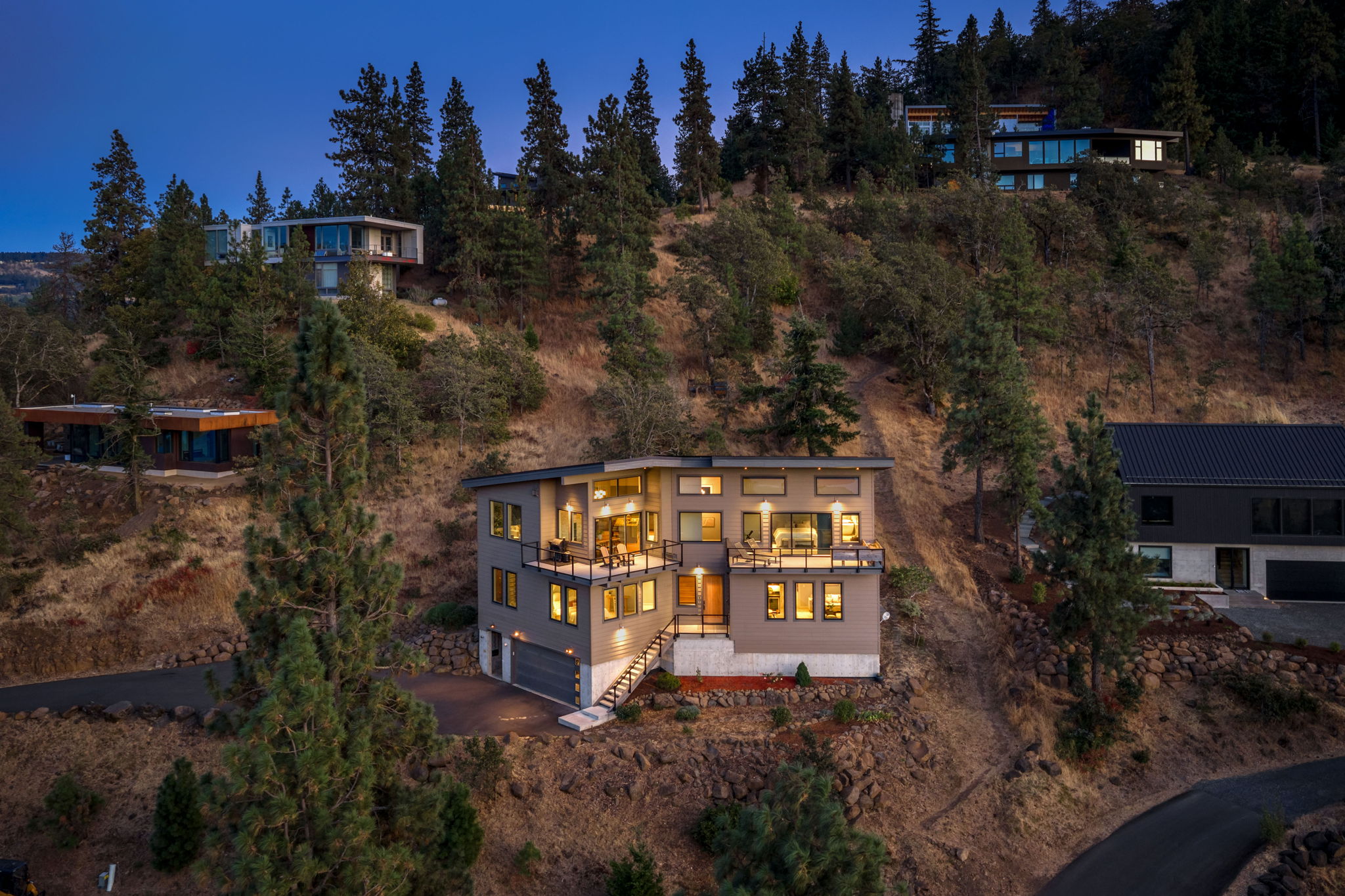  Photo 83