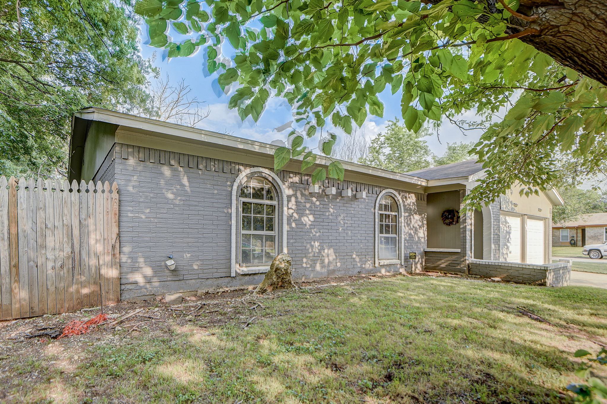 400 Randy Dr, Crowley, TX 76036 | Zillow Media Experts