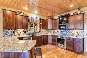  Photo 40