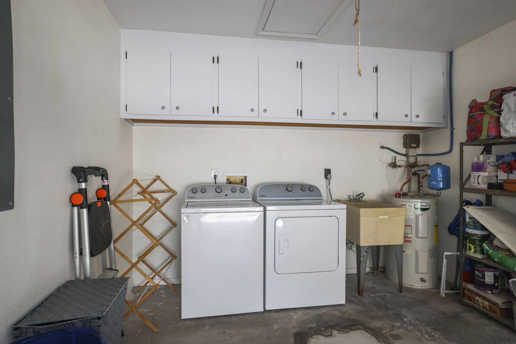 Garage Laundry - 495A8513