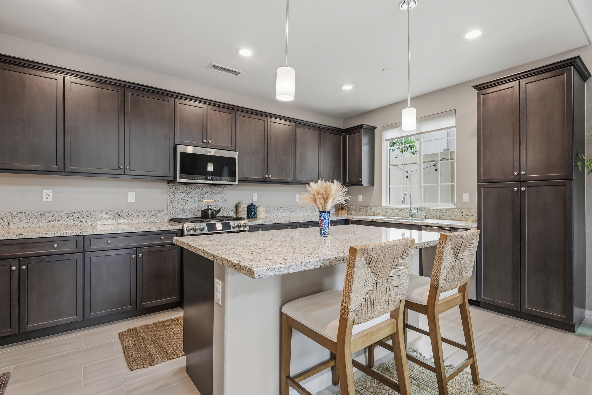 10-Kitchen
