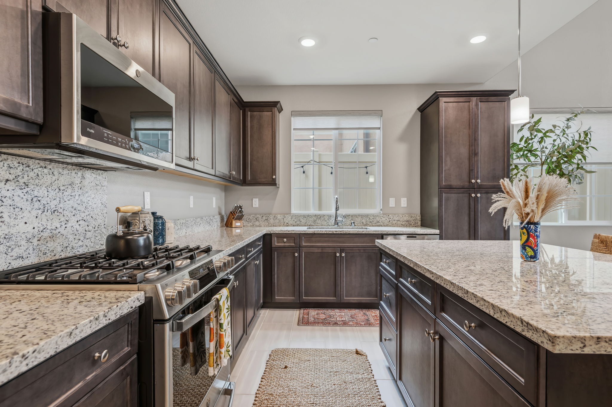 11-Kitchen