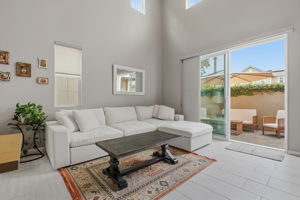 06-Living Room