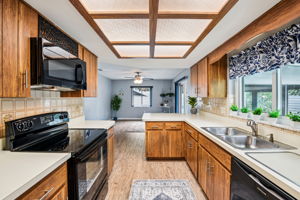 W Washington St-0306-017