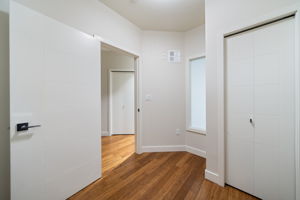  Photo 34