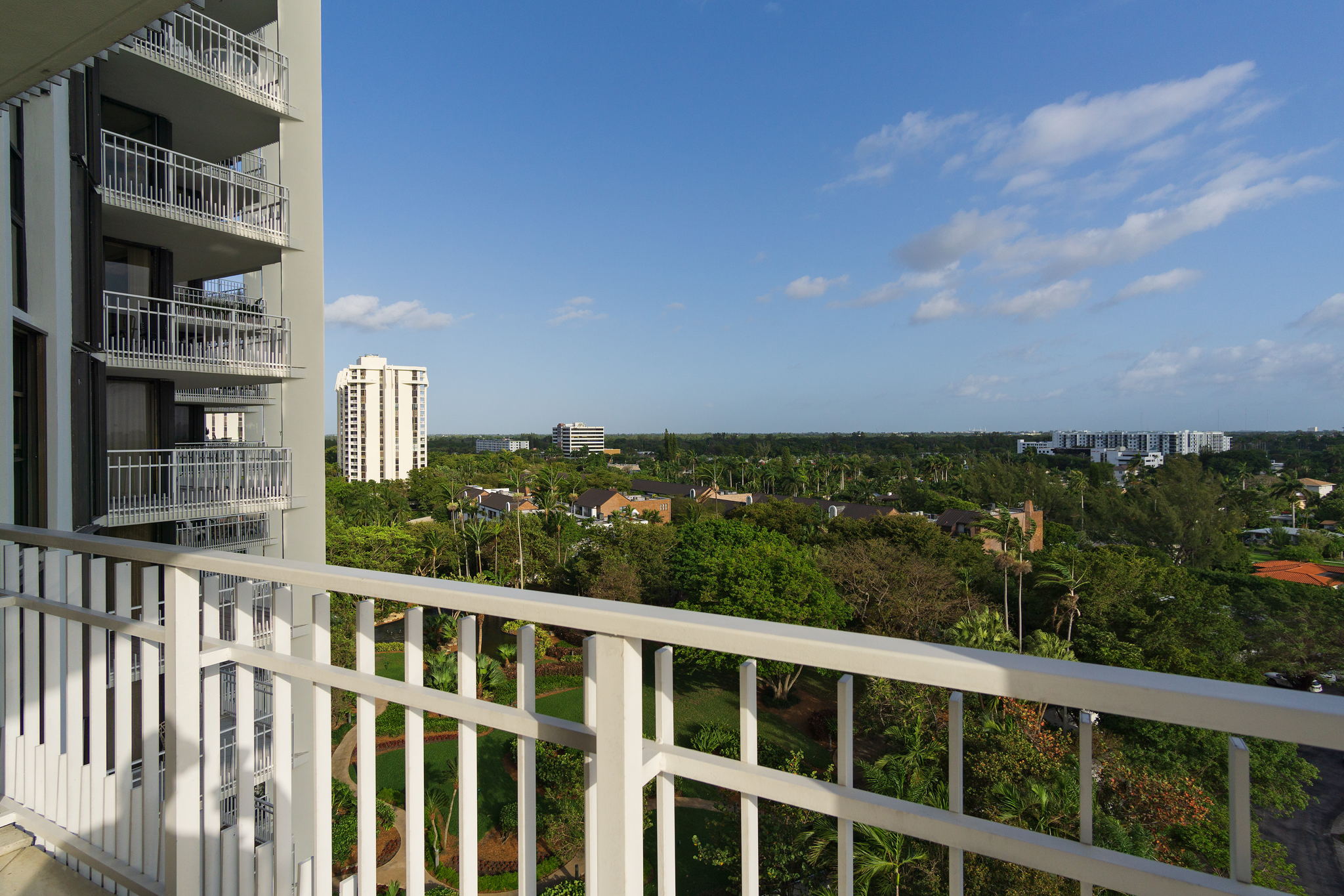 4000 Towerside Terrace, Miami, FL 33138, USA Photo 22