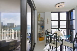 4000 Towerside Terrace, Miami, FL 33138, USA Photo 7