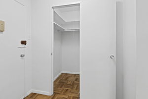 Photo 34