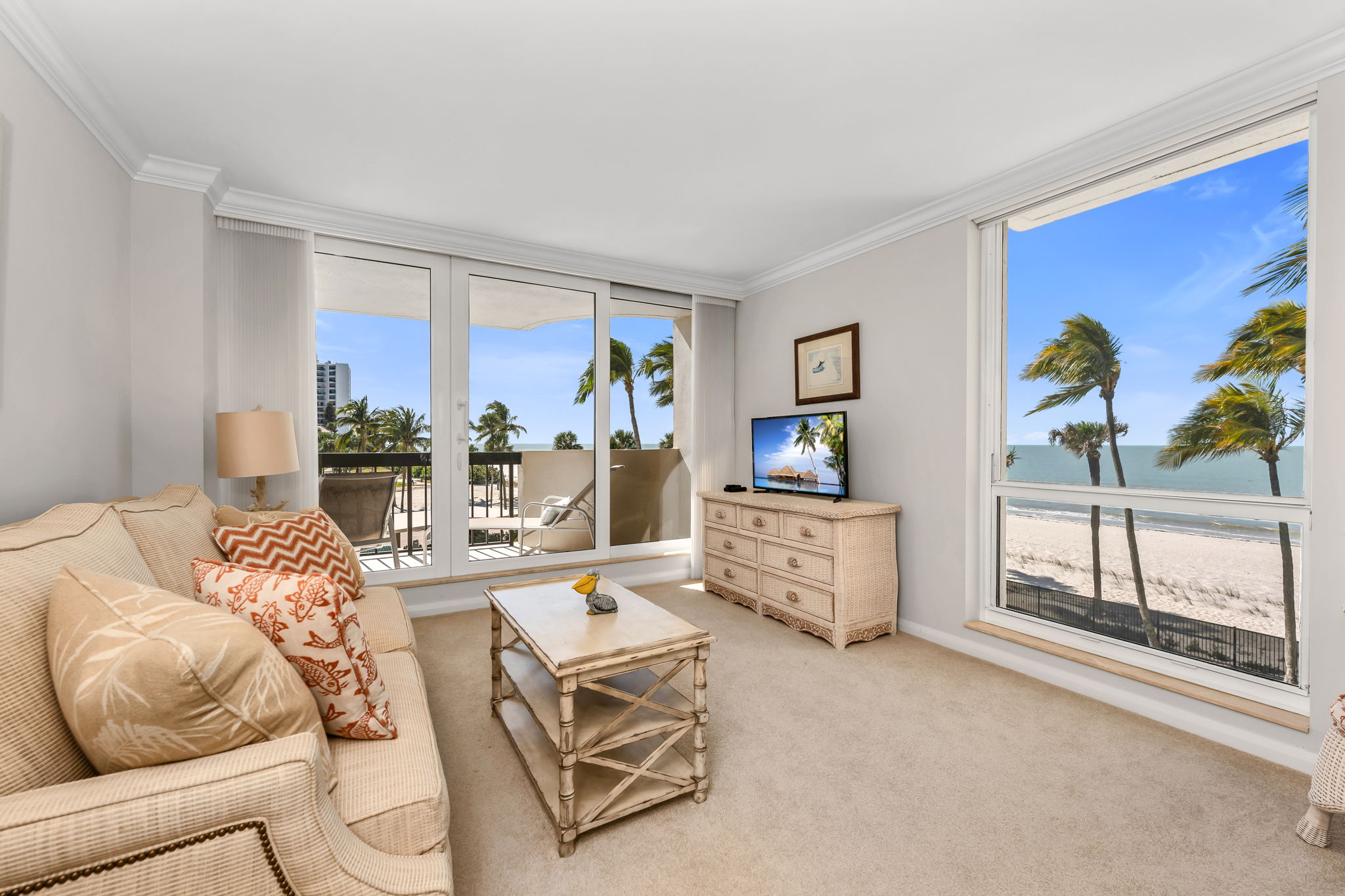 Guest Bedroom w/ Gulf Views & Balcony Access