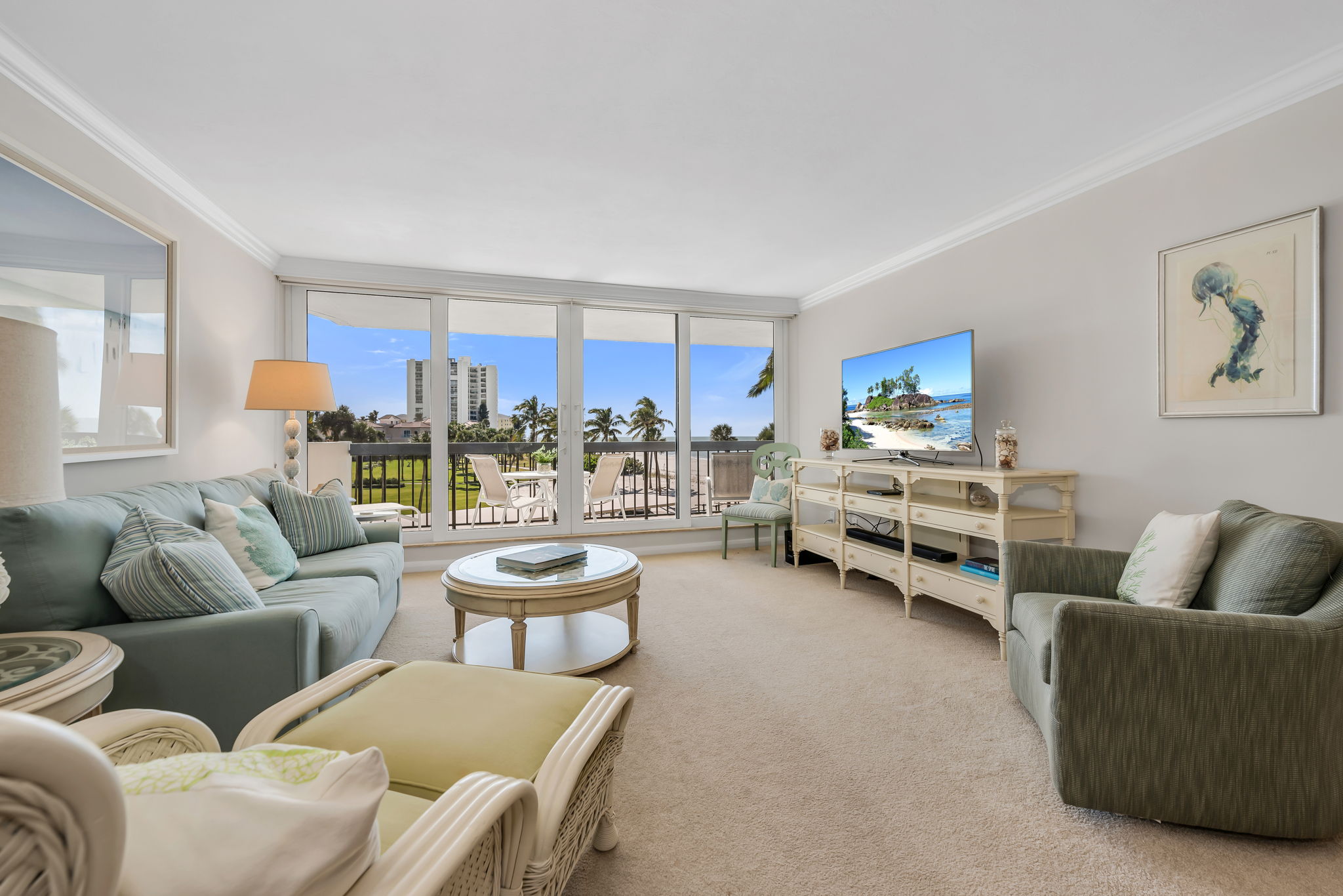 Living Room w/ Views of Gulf, Park, & Pool!