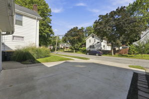  Photo 38