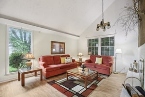 Lake Pkwy-S0107-019.jpg