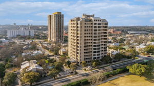 4001 N. New Braunfels Ave. - A premier, luxury, iconic high-rise overlooking the San Antonio Country Club