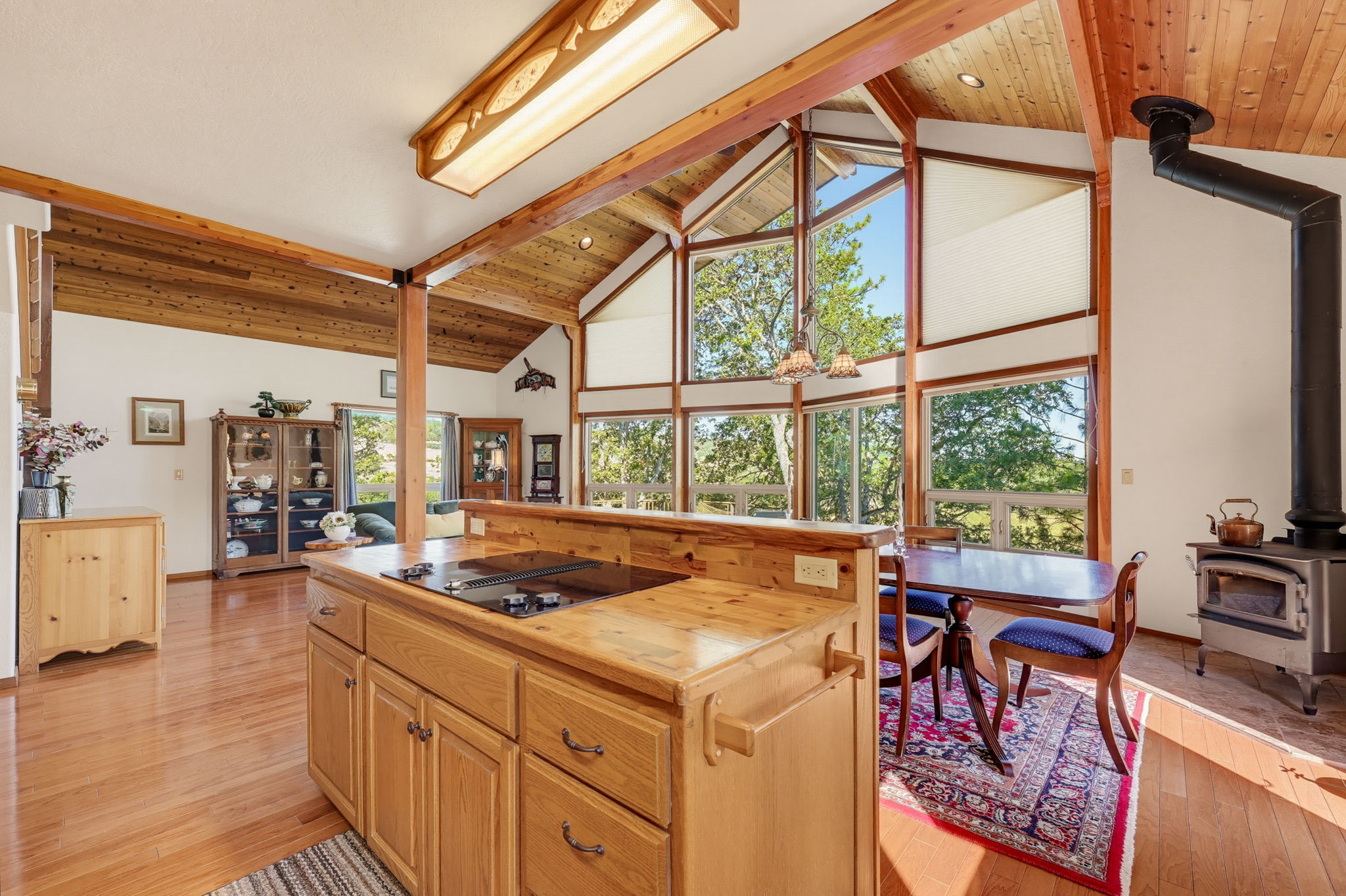  Photo 67