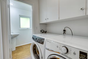  Photo 48