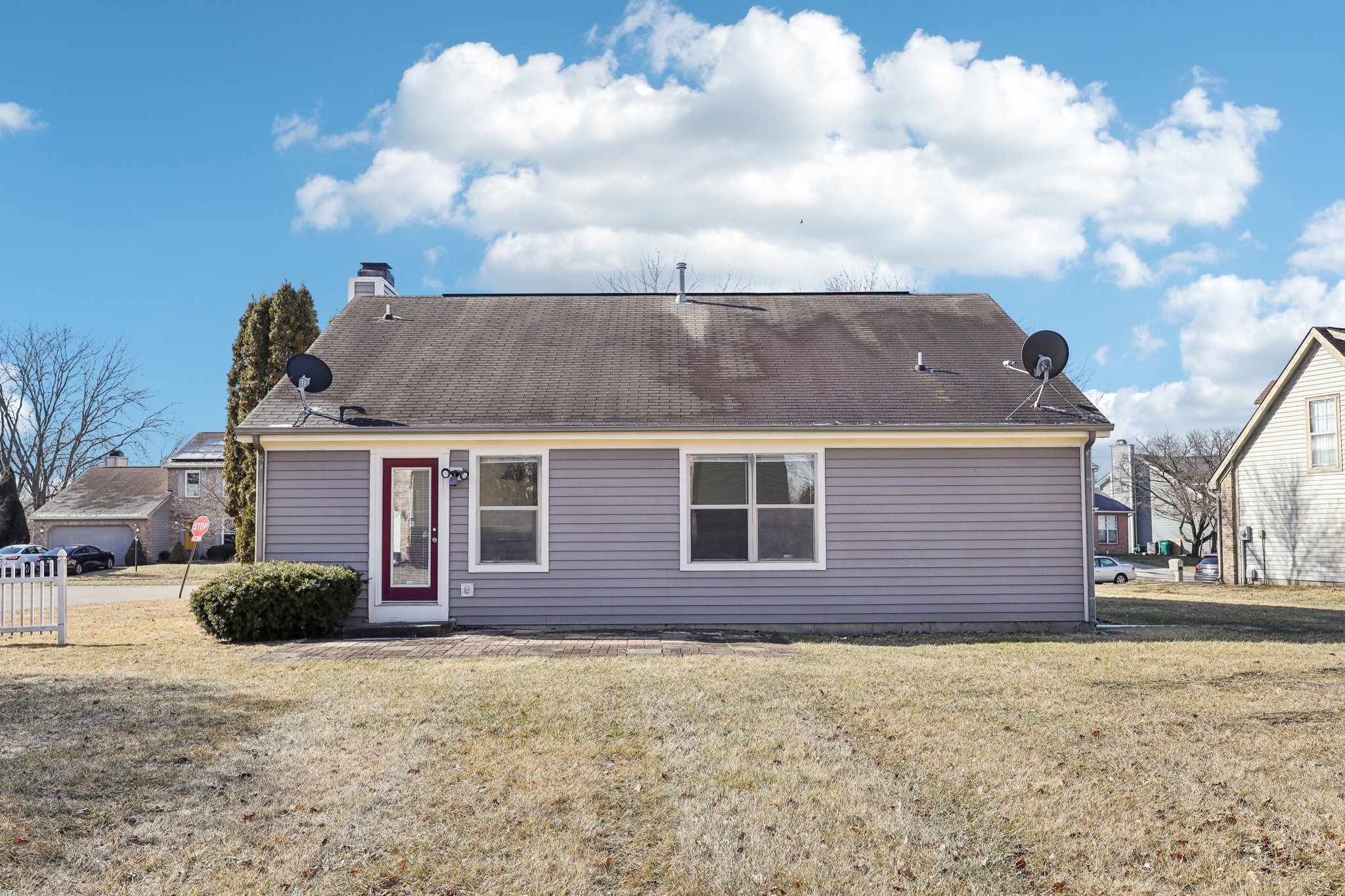 Colchester Dr-029.jpg