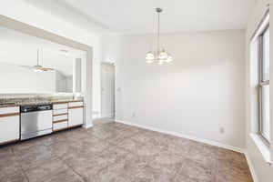 Colchester Dr-010.jpg