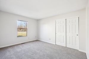 Colchester Dr-017.jpg