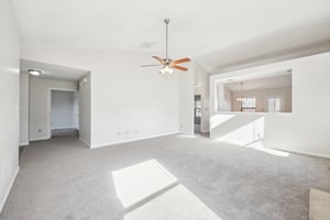 Colchester Dr-020.jpg