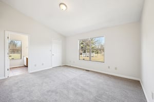 Colchester Dr-021.jpg