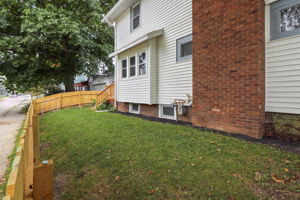  Photo 45