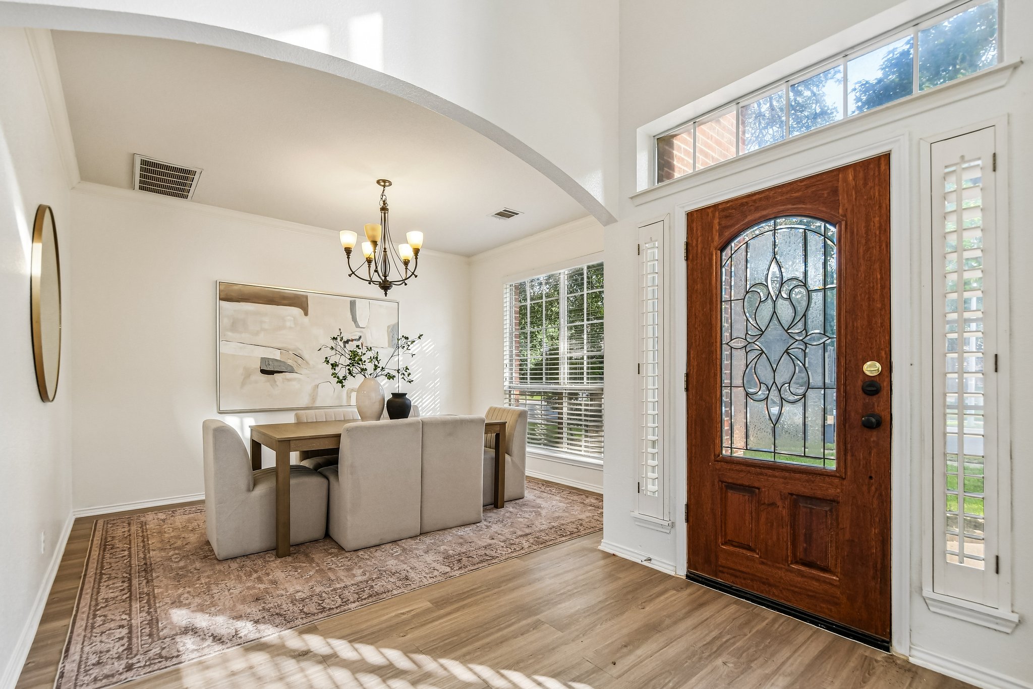 Lord Byron Cir-S1906-016.jpg