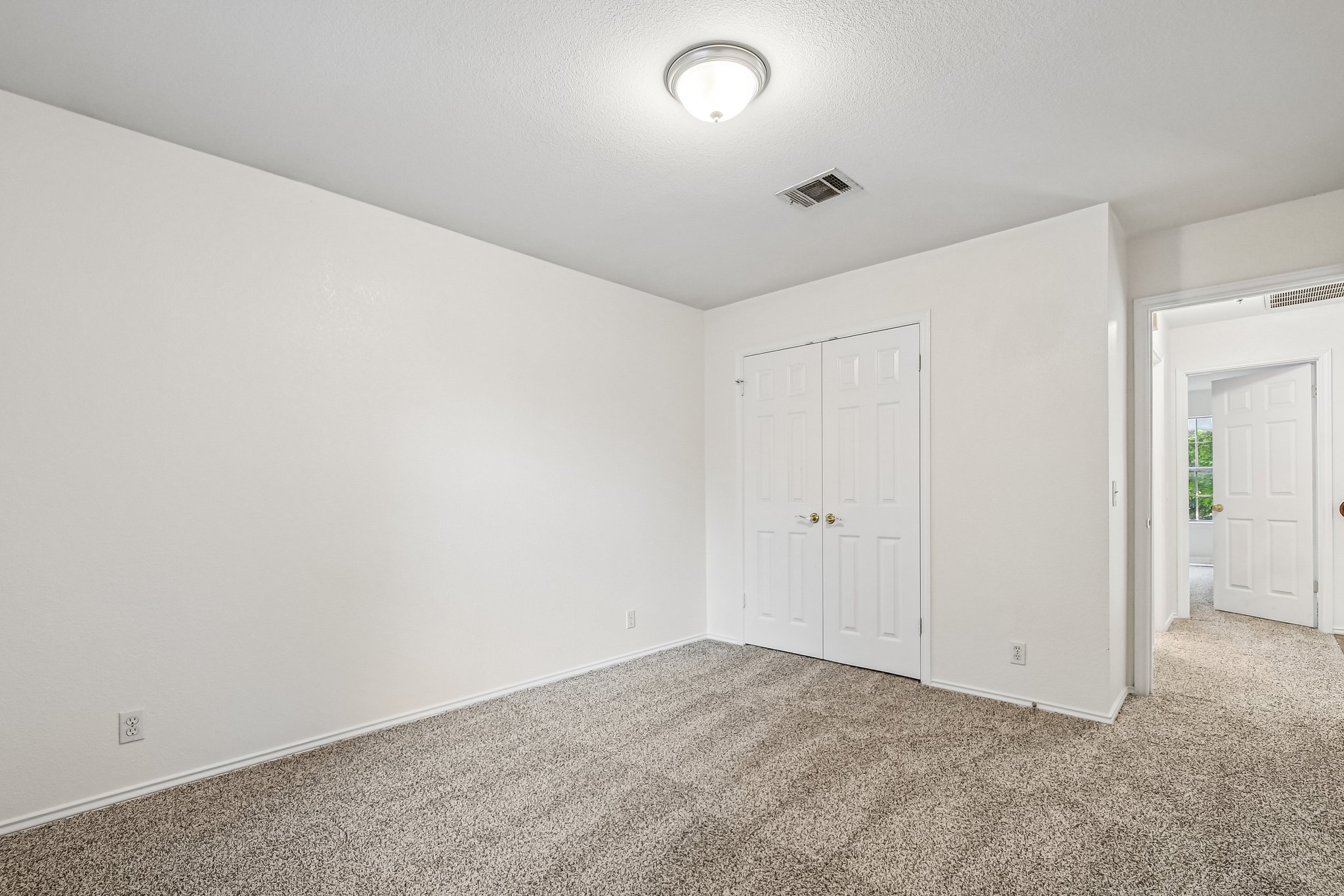 Lord Byron Cir-S1906-054.jpg